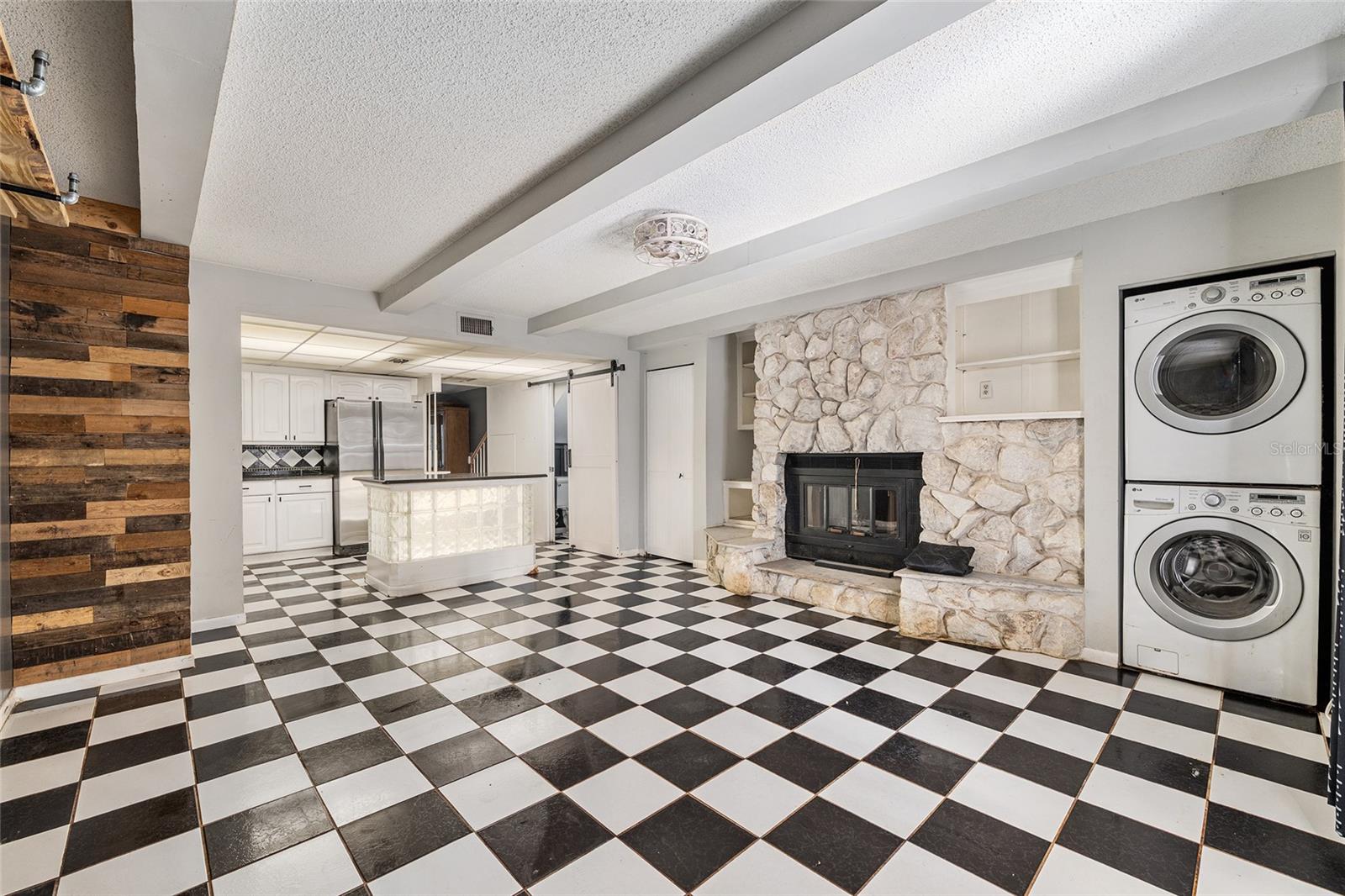 Image 15 of 46 For 9951 88th Court Road C