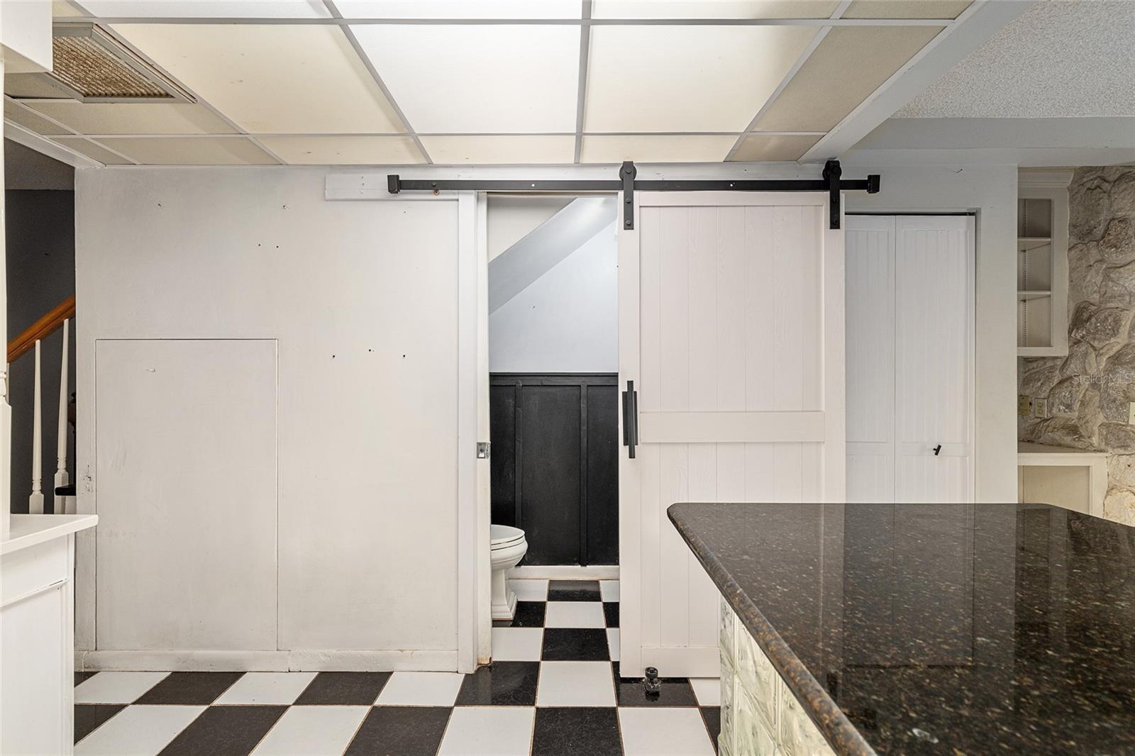 Image 18 of 46 For 9951 88th Court Road C