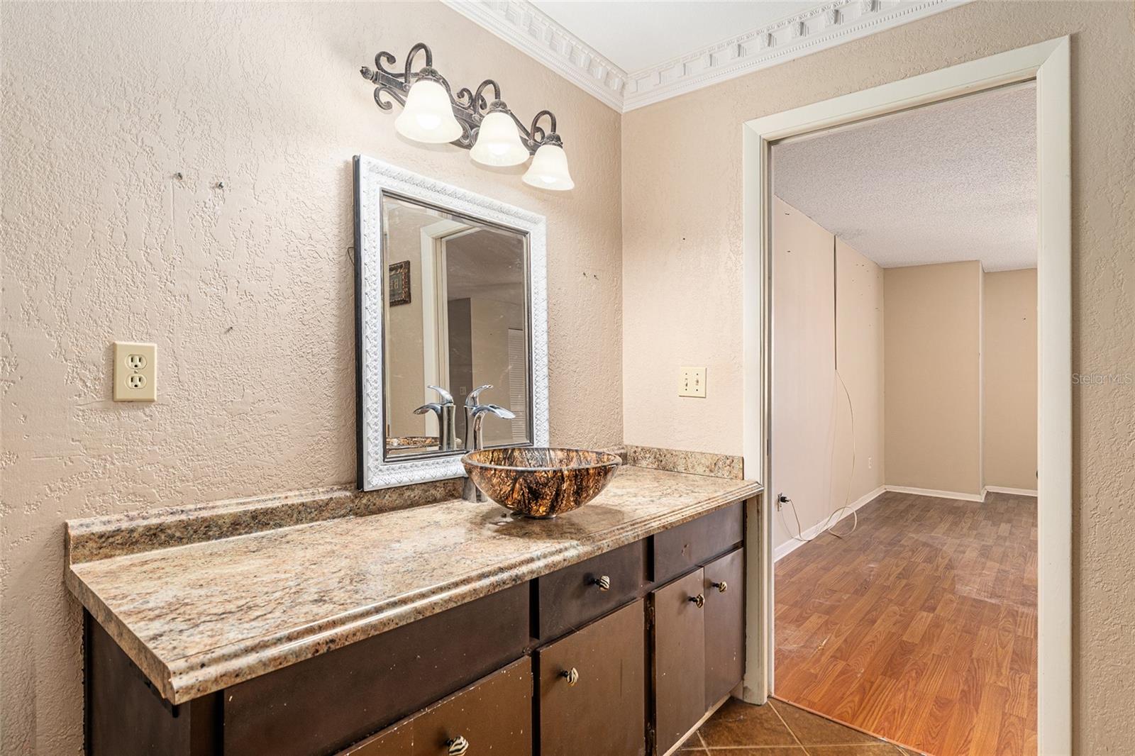 Image 27 of 46 For 9951 88th Court Road C