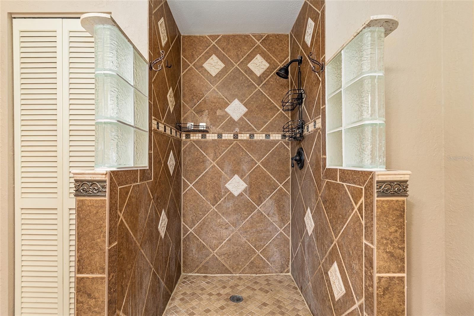 Image 29 of 46 For 9951 88th Court Road C