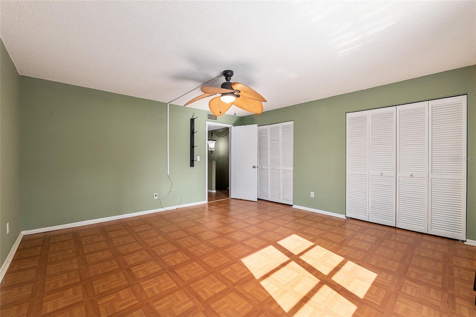 Image 32 of 46 For 9951 88th Court Road C