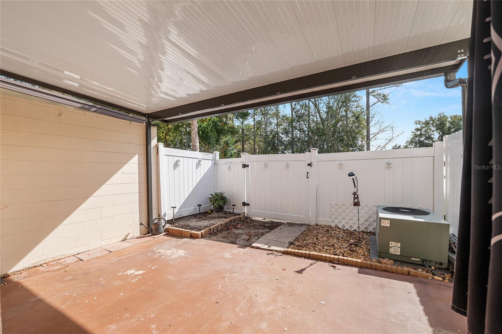 Image 35 of 46 For 9951 88th Court Road C