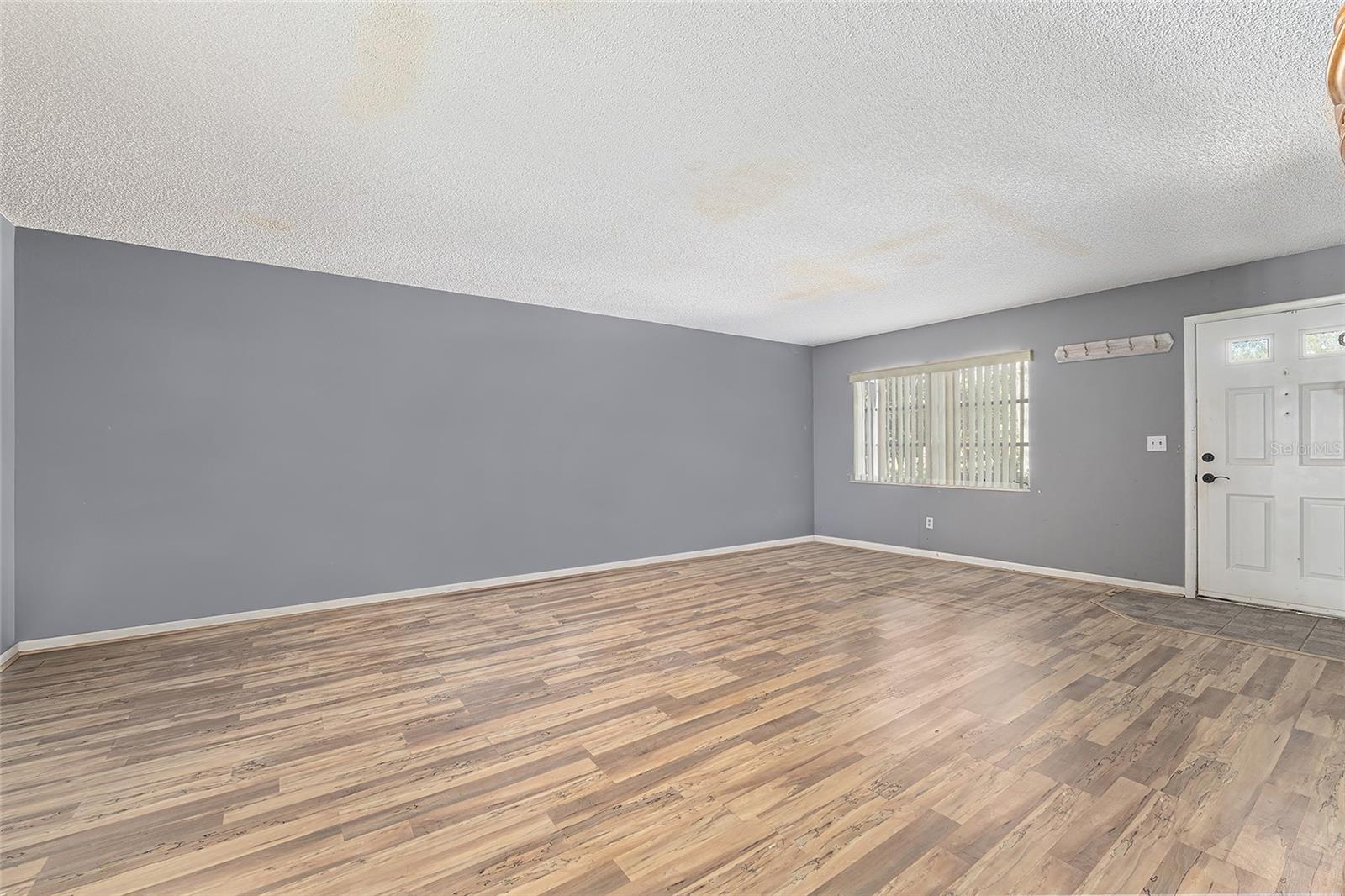 Image 4 of 46 For 9951 88th Court Road C