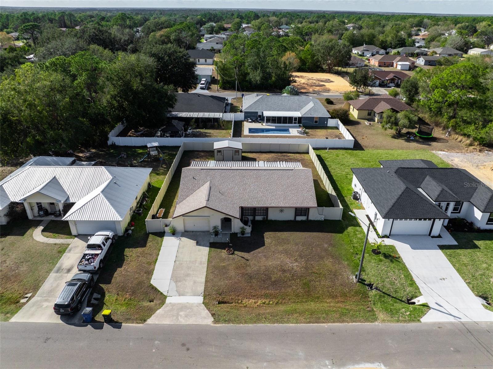 Image 3 of 53 For 3909 El Rado Avenue