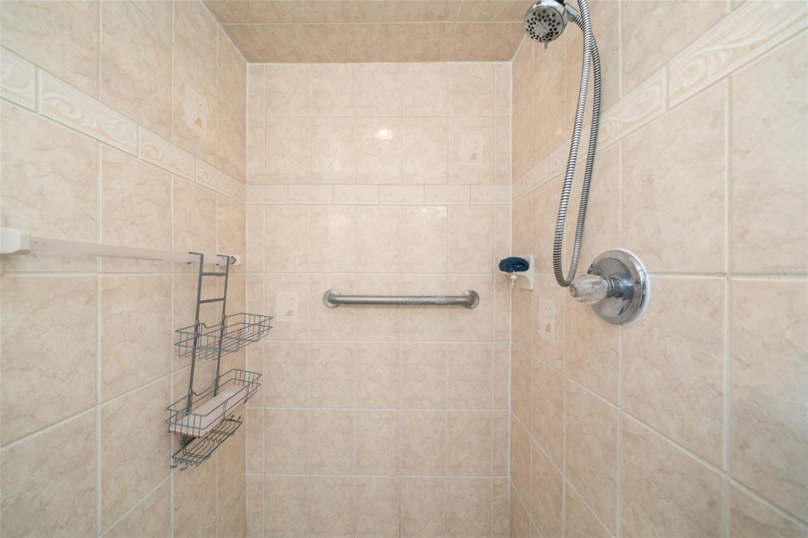 Image 31 of 53 For 3909 El Rado Avenue