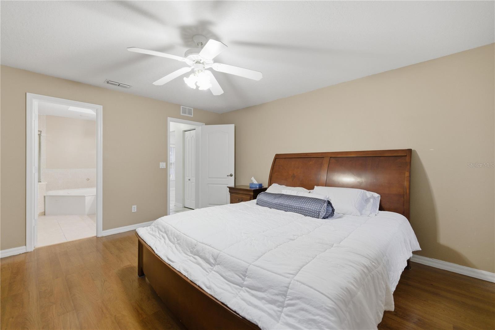 Image 15 of 28 For 5365 84th Place