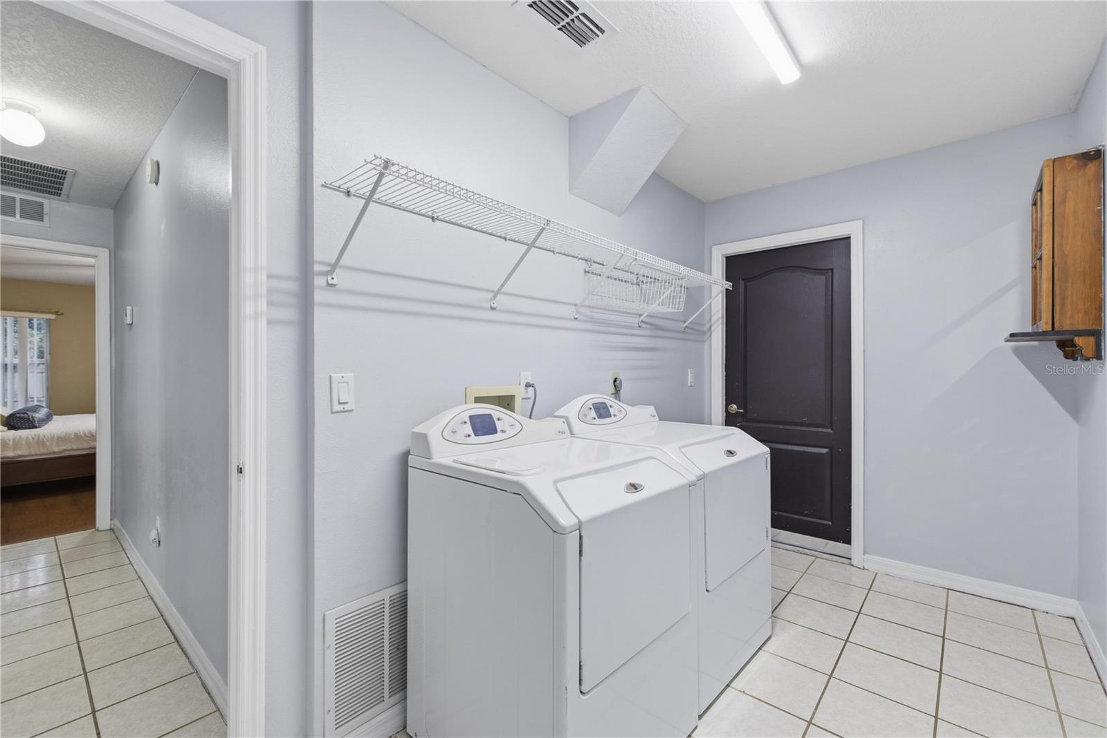 Image 19 of 28 For 5365 84th Place