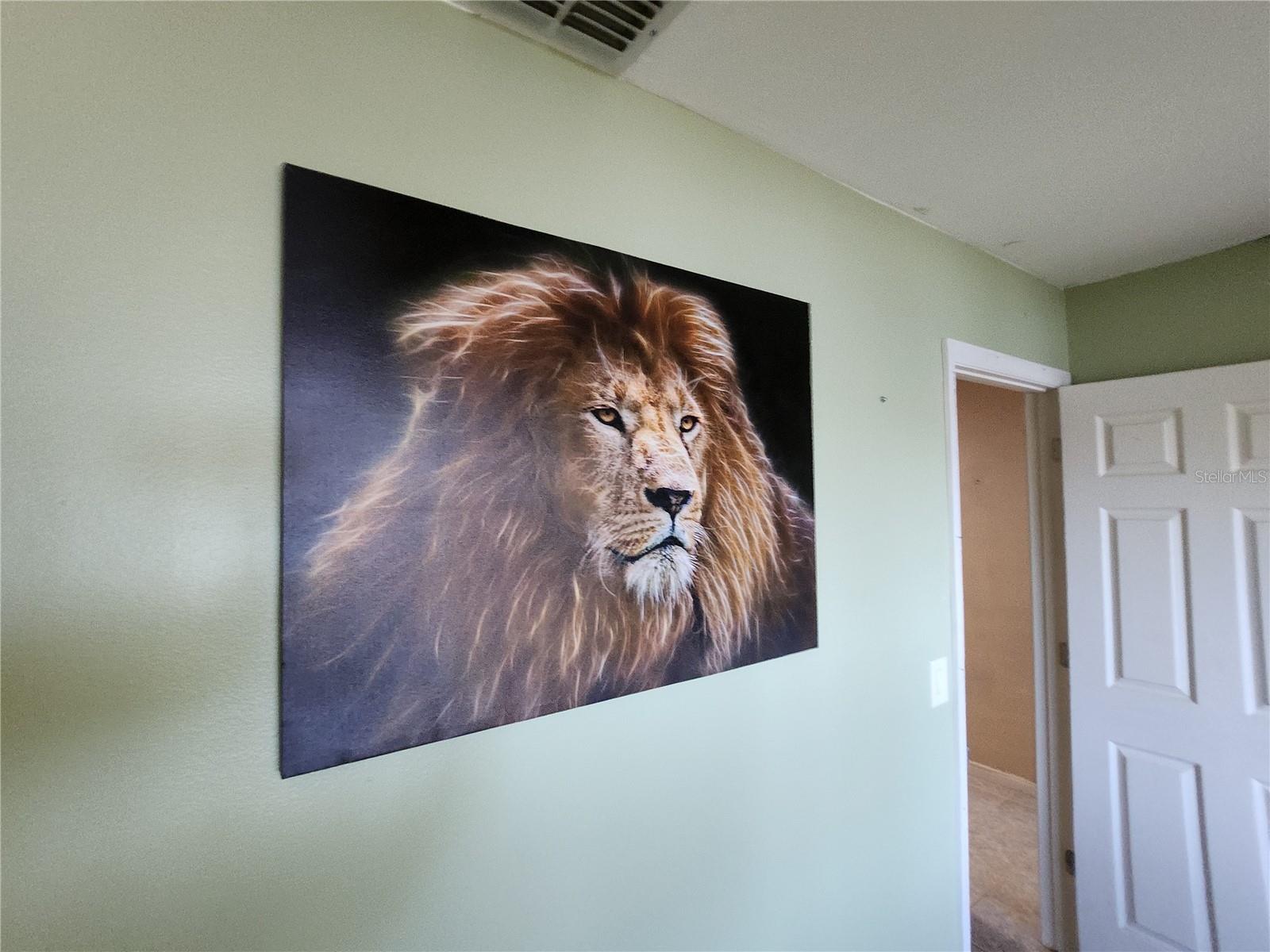 Image 27 of 84 For 25 Emerald Drive