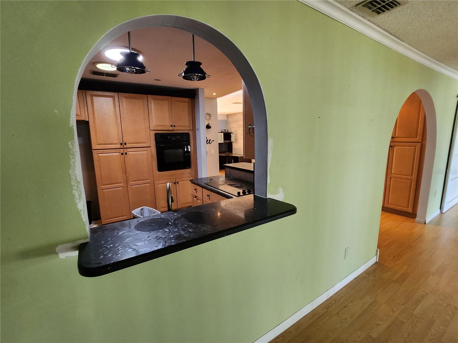 Image 31 of 84 For 25 Emerald Drive