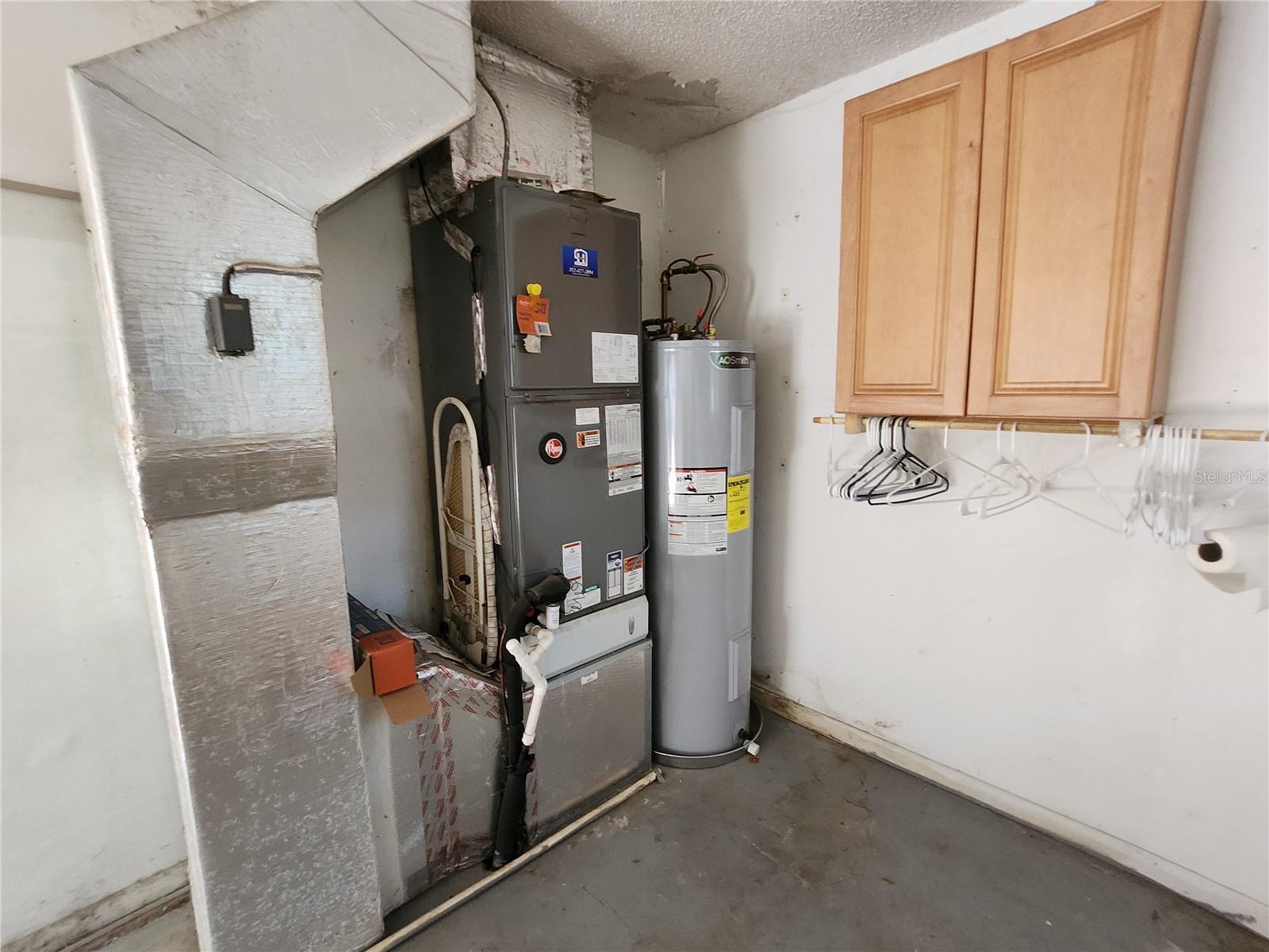 Image 45 of 84 For 25 Emerald Drive