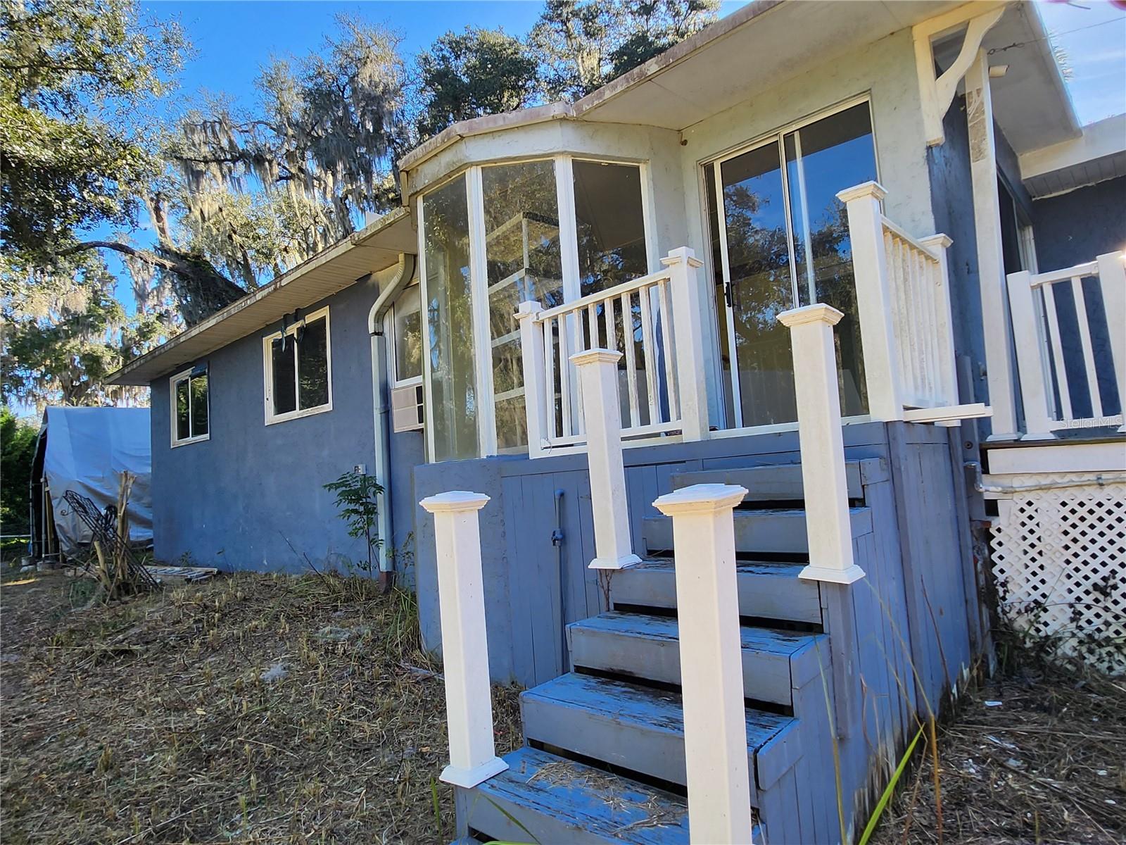 Image 68 of 84 For 25 Emerald Drive