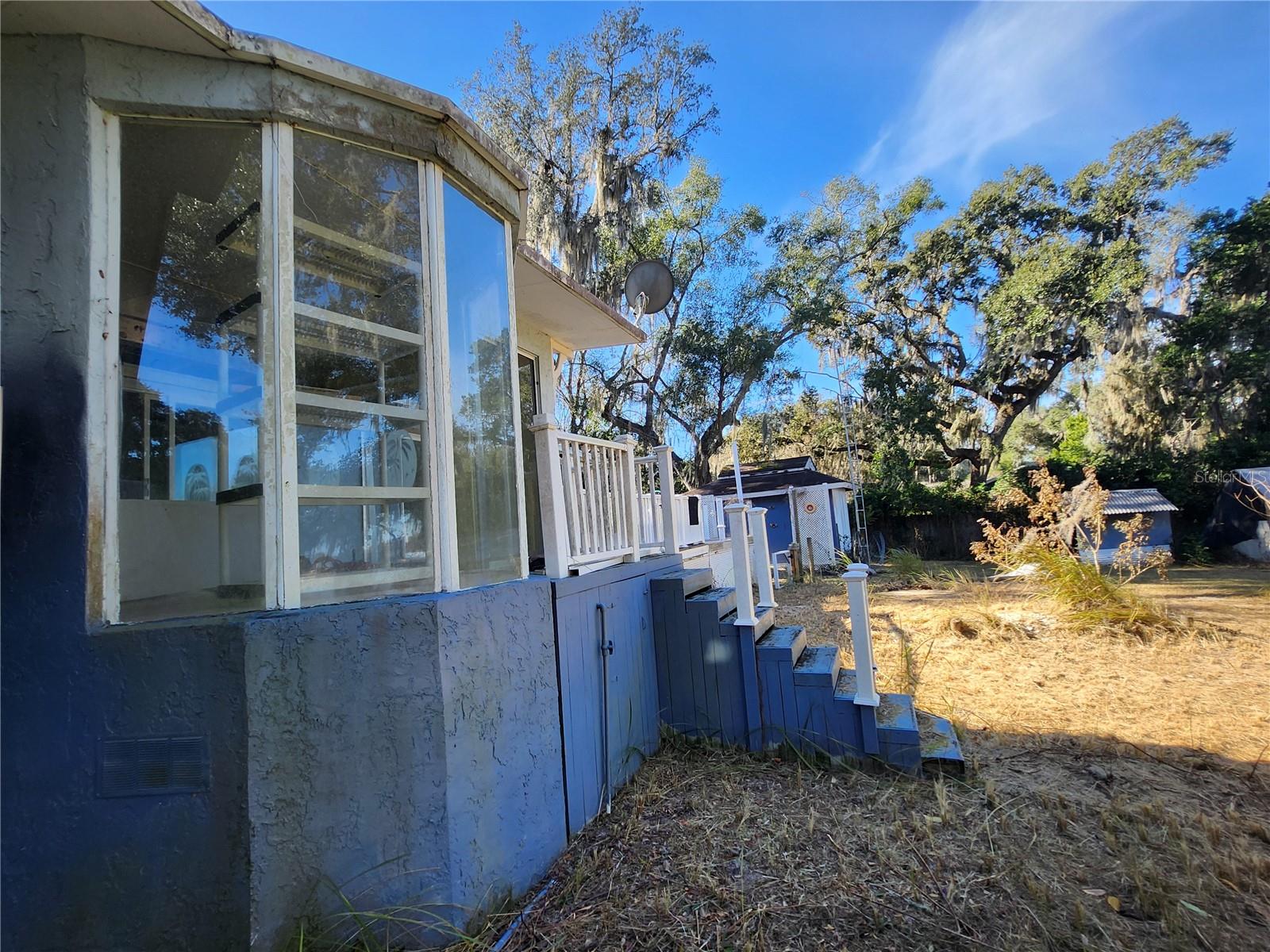 Image 71 of 84 For 25 Emerald Drive