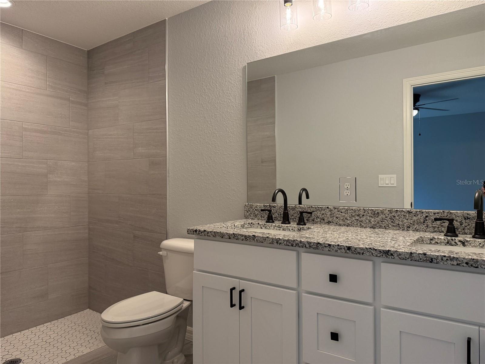 Image 23 of 27 For 20500 54th Street