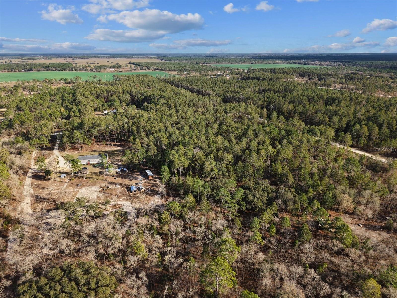 Image 11 of 17 For  126 Avenue 