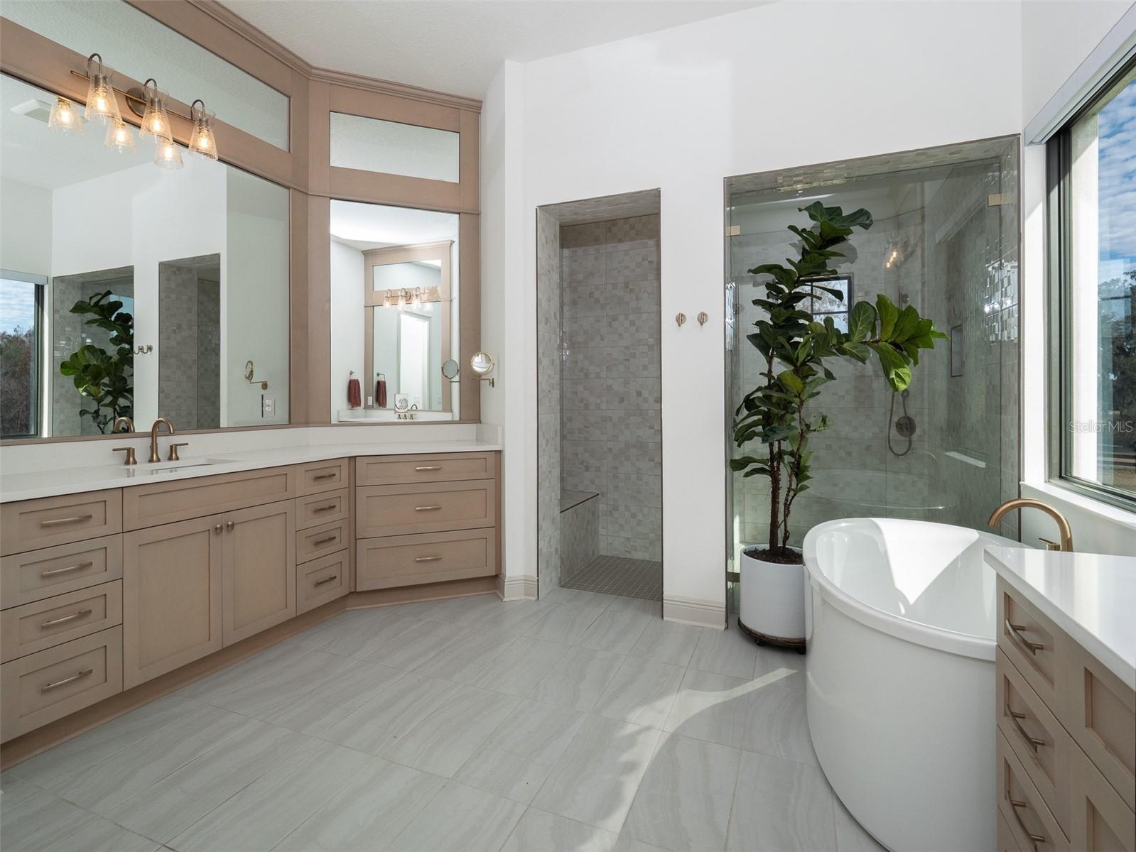 Image 13 of 31 For 11920 22nd Avenue Road