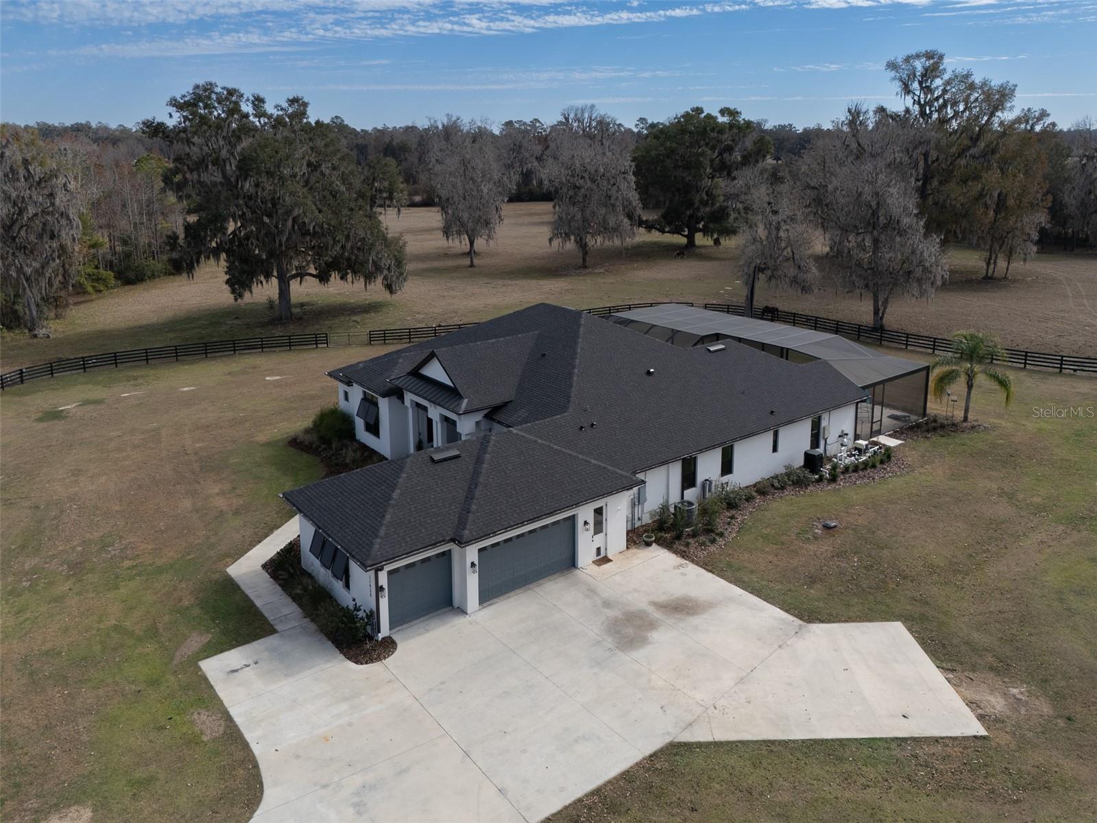 Image 26 of 31 For 11920 22nd Avenue Road