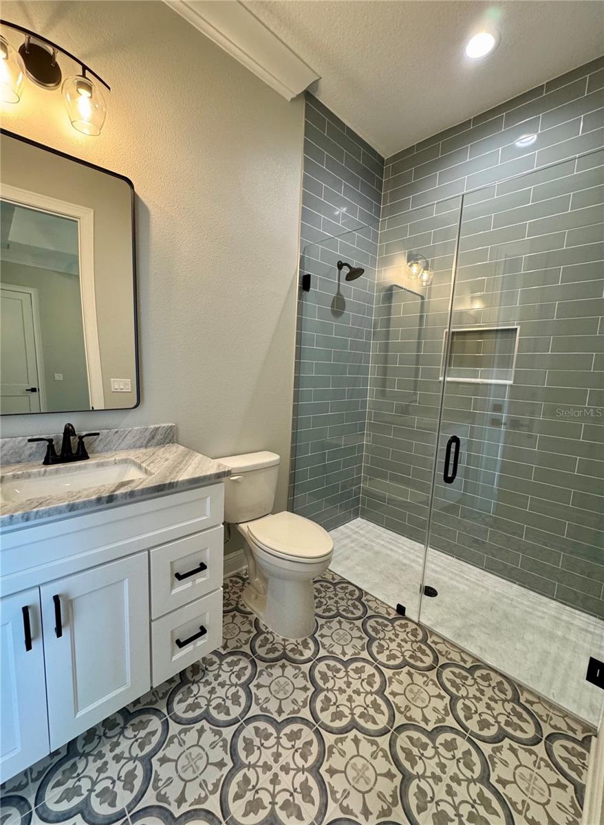 Image 28 of 35 For 18354 65th Loop