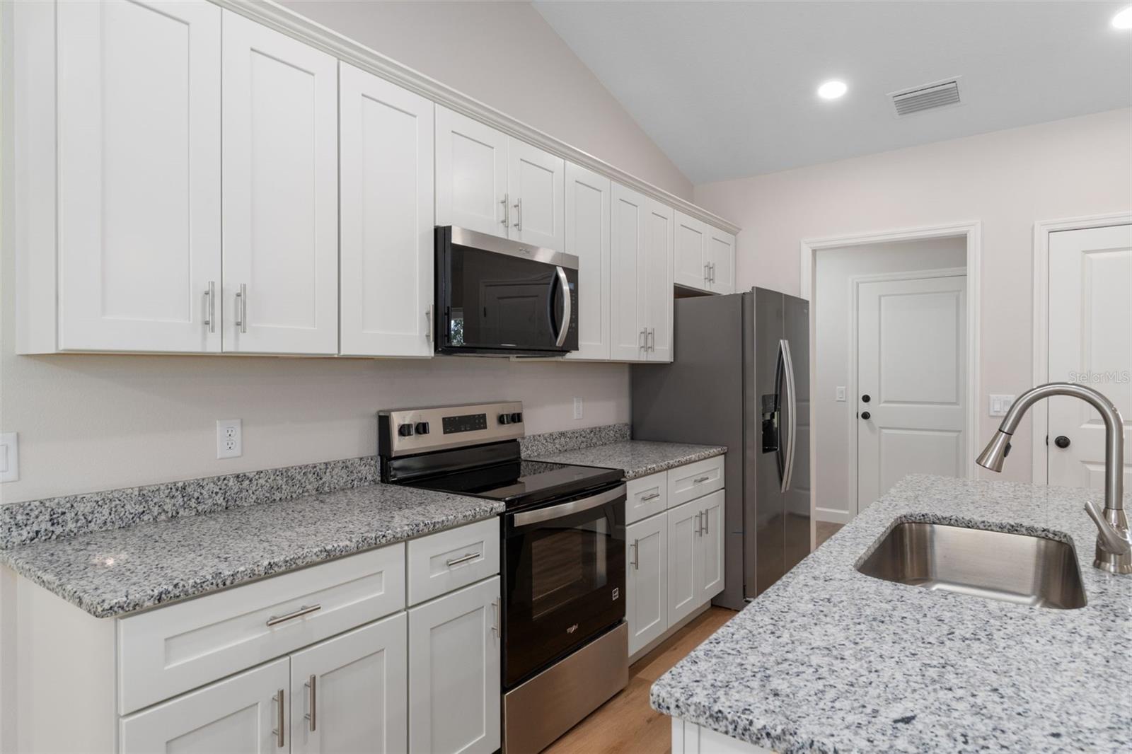 Image 14 of 44 For 3155 Randolph Lane