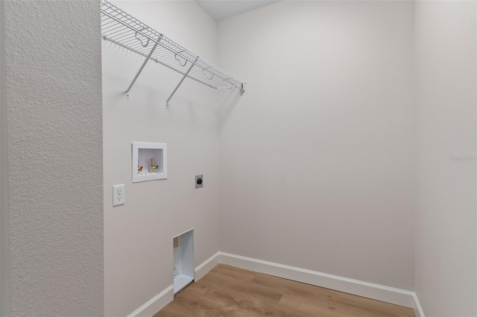 Image 37 of 44 For 3155 Randolph Lane