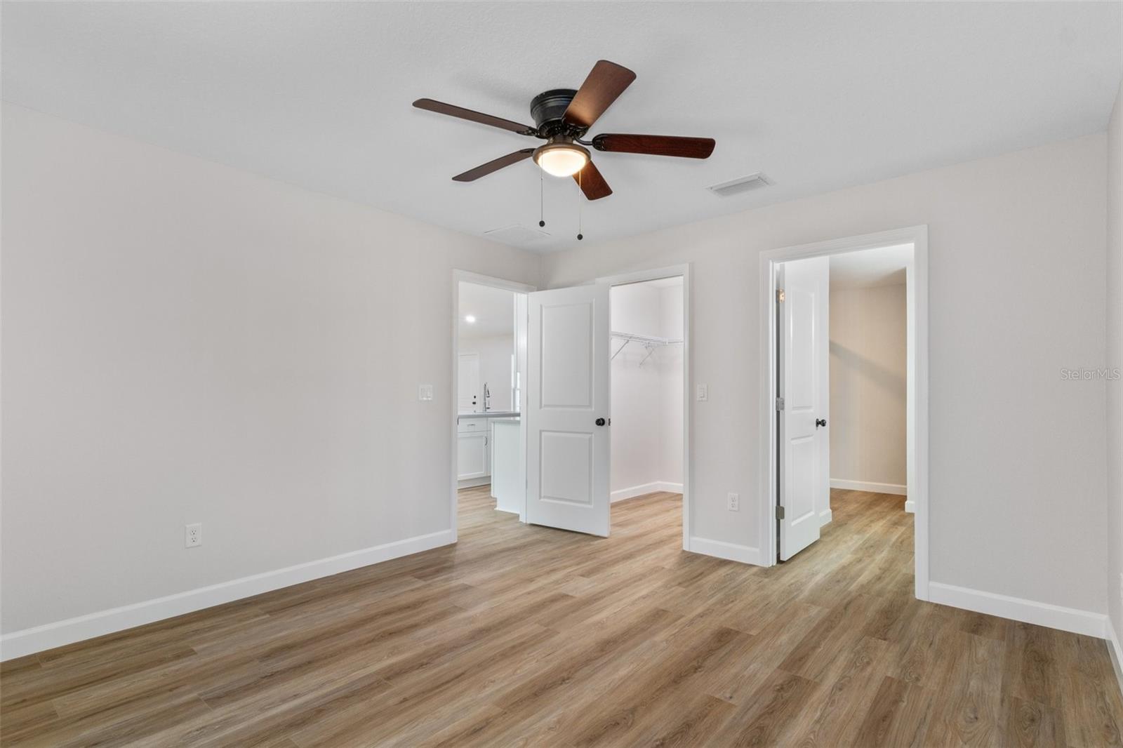 Image 21 of 42 For 298 Baker Place