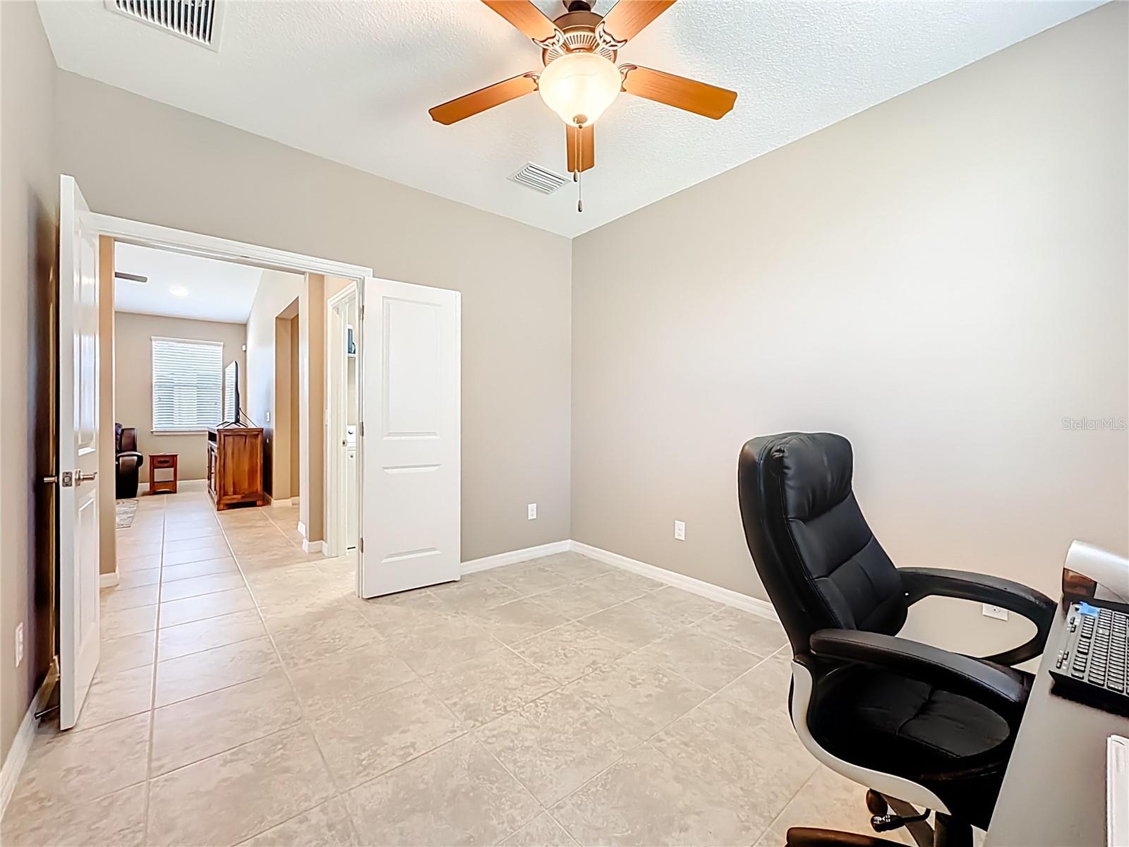 Image 19 of 52 For 5647 37th Lane Road