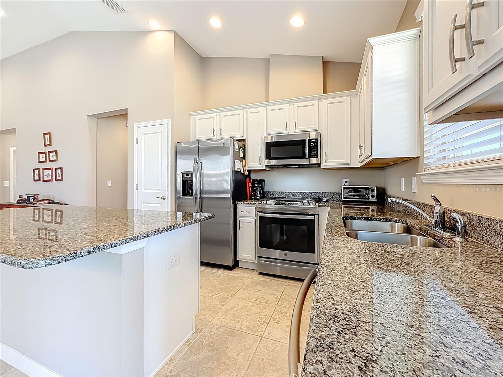 Image 7 of 52 For 5647 37th Lane Road