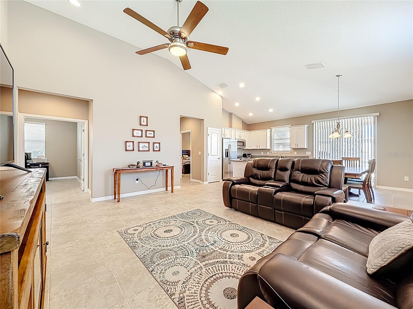 Image 9 of 52 For 5647 37th Lane Road