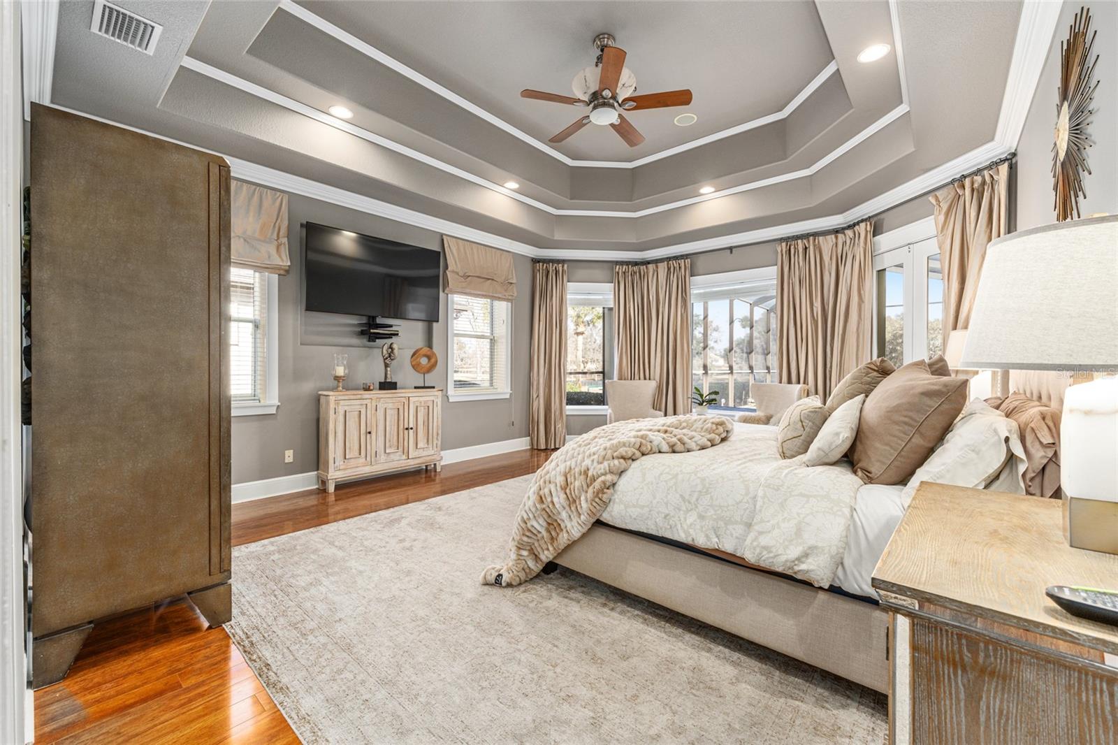 Image 19 of 63 For 9389 14th Avenue