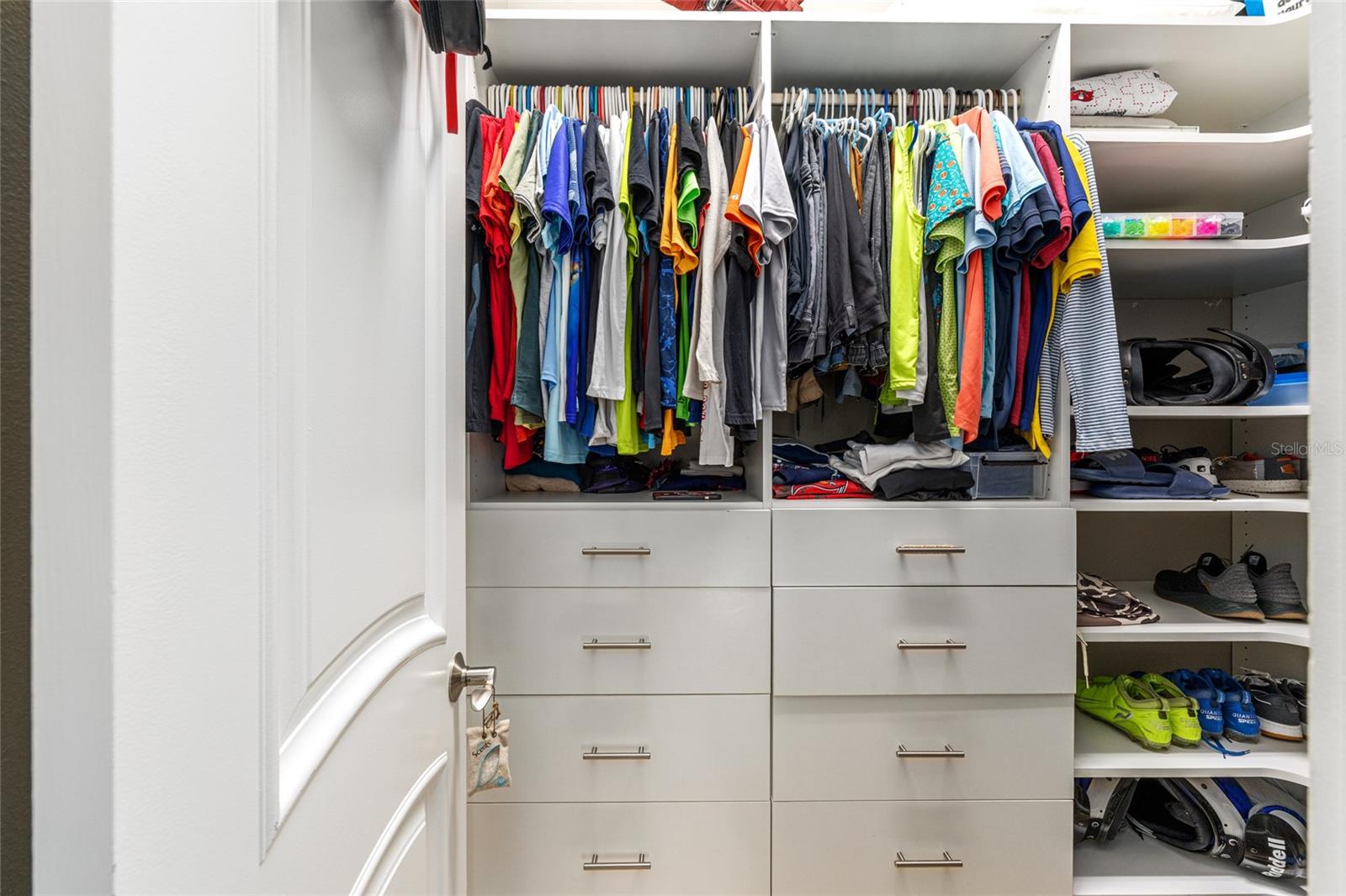 Image 36 of 63 For 9389 14th Avenue