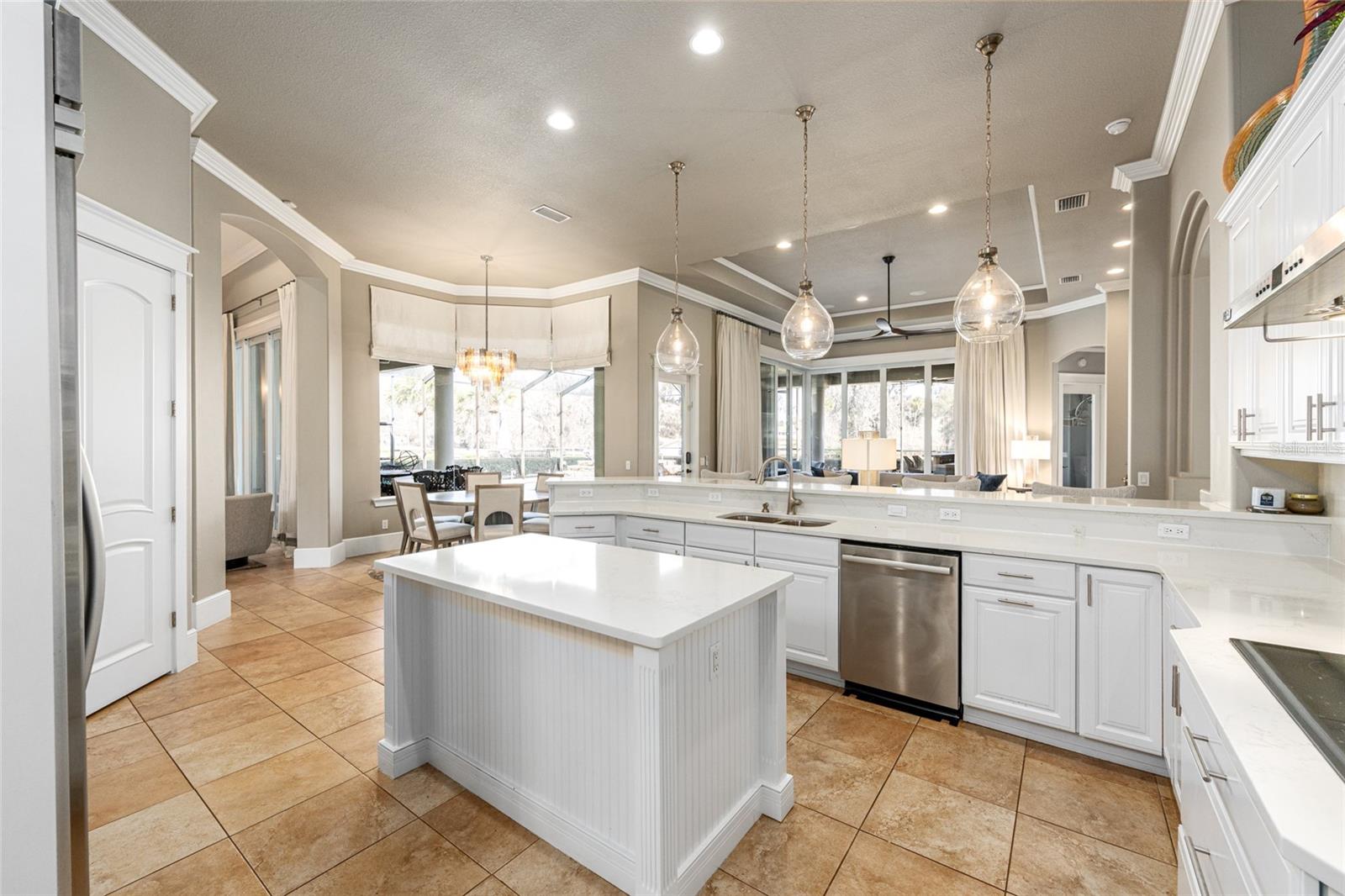 Image 9 of 63 For 9389 14th Avenue