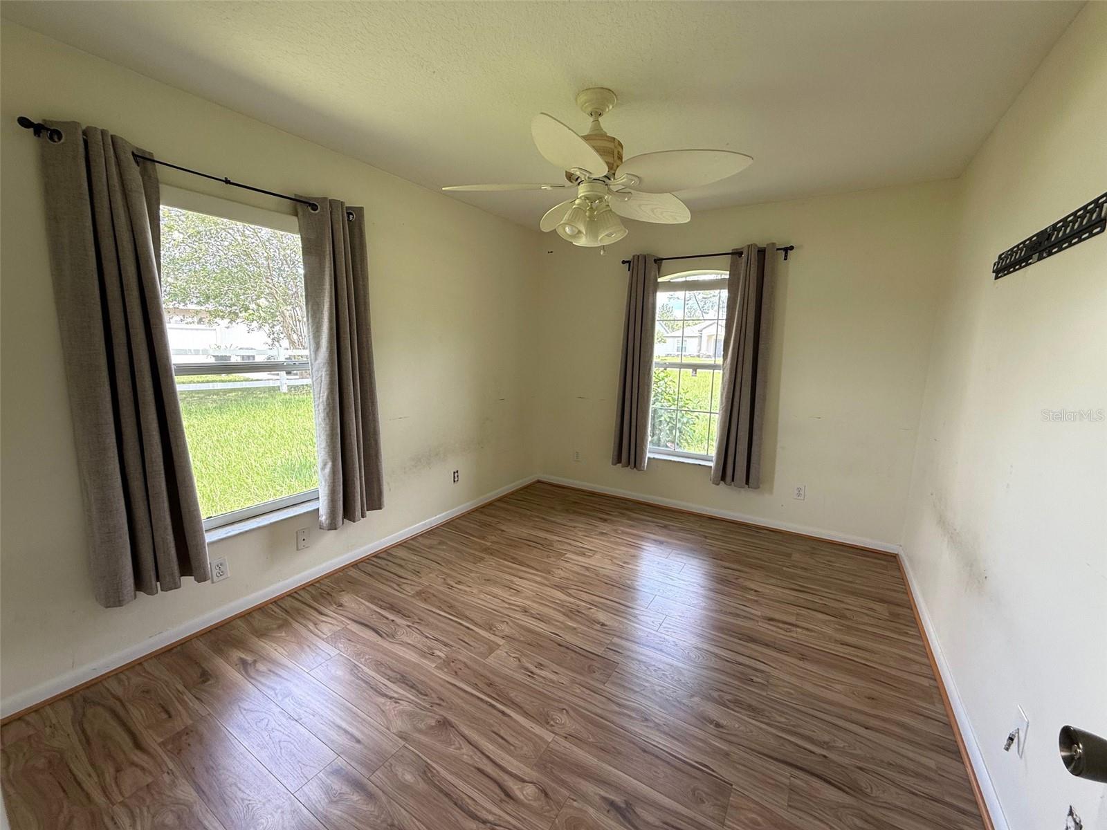 Image 25 of 37 For 9628 44th Avenue