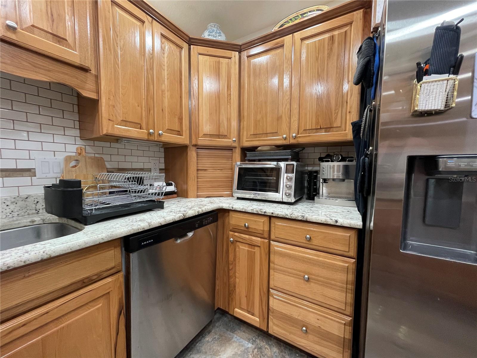 Image 14 of 49 For 515 Midway Drive A