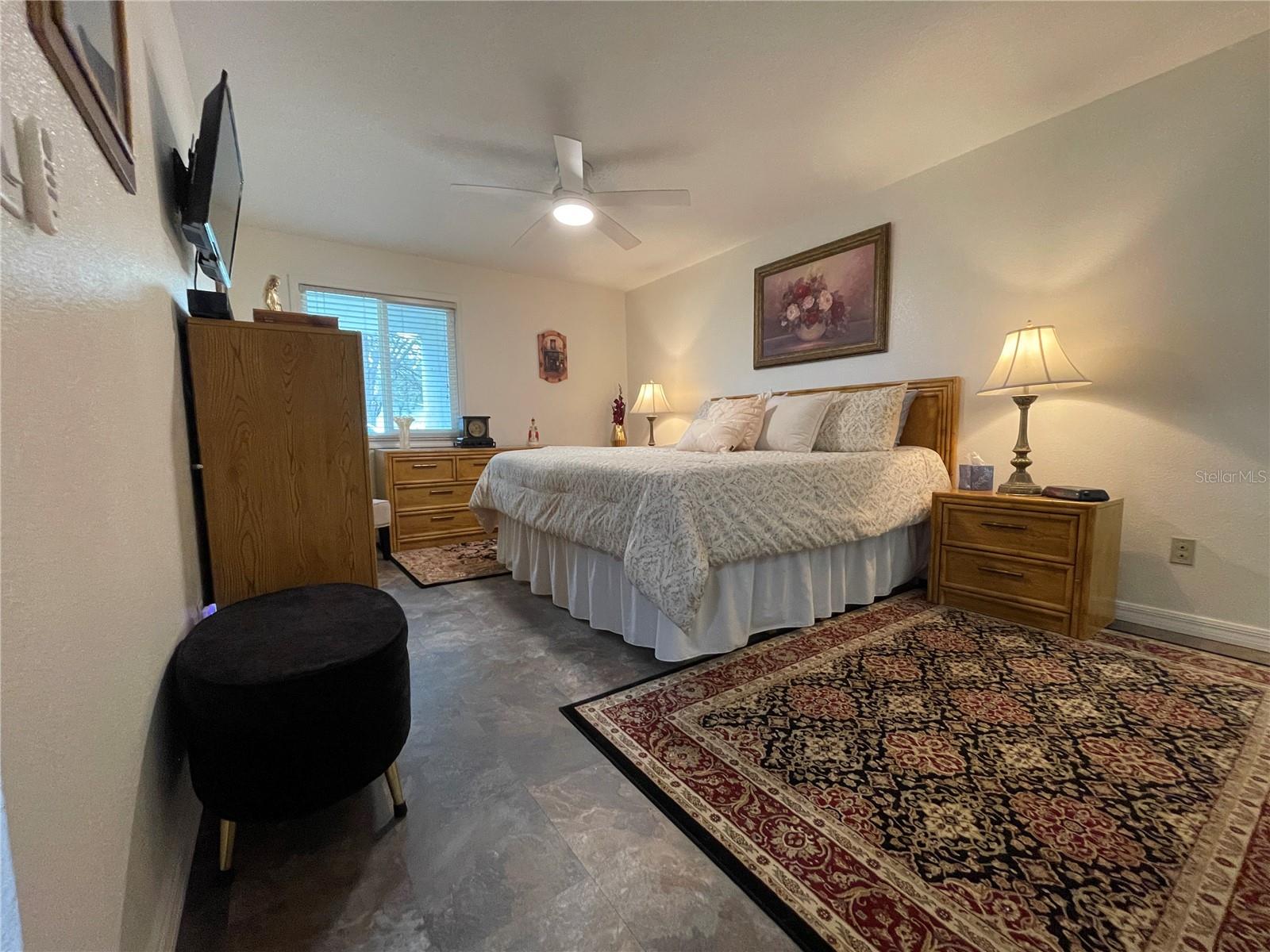 Image 20 of 49 For 515 Midway Drive A