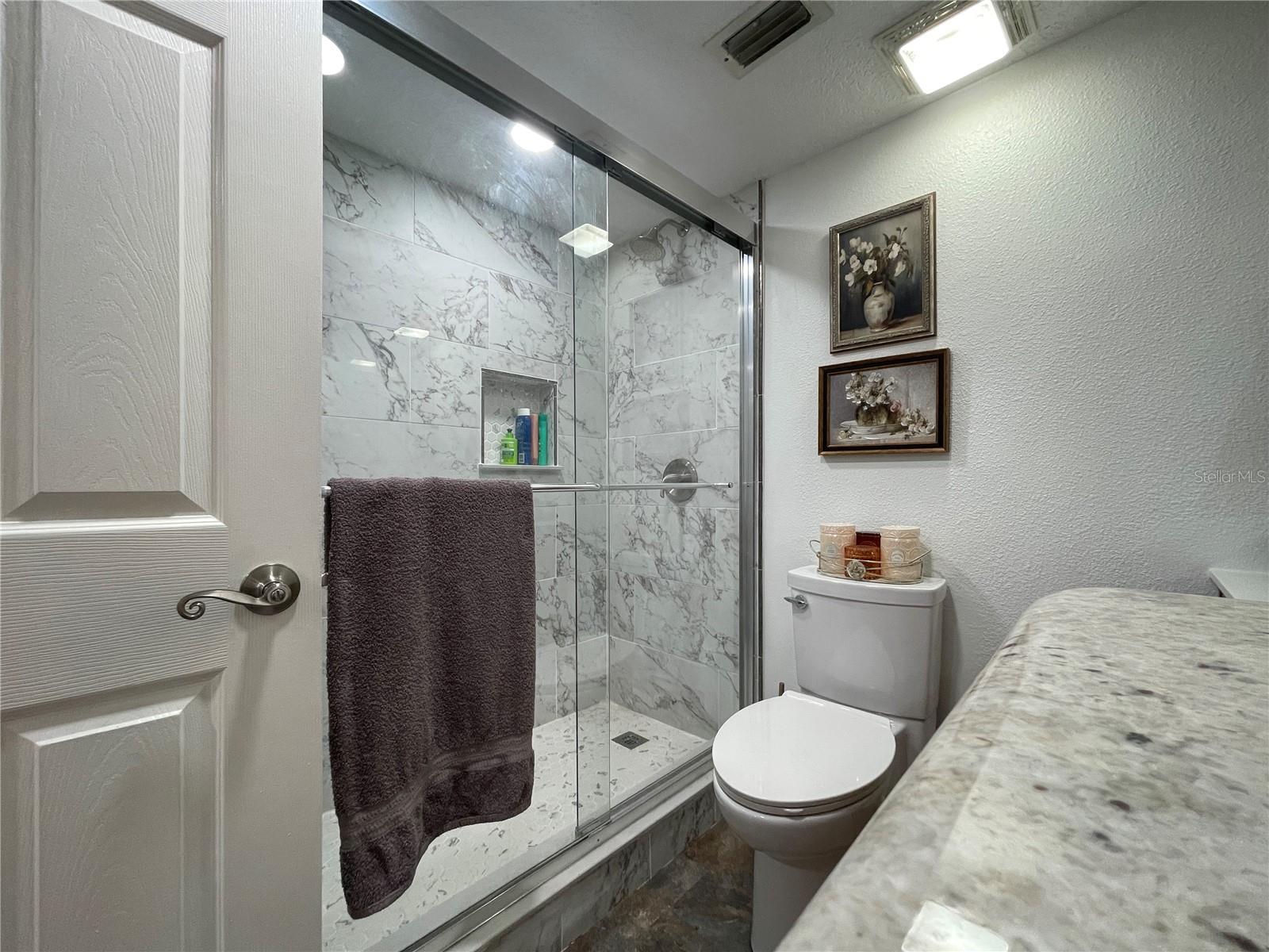 Image 26 of 49 For 515 Midway Drive A