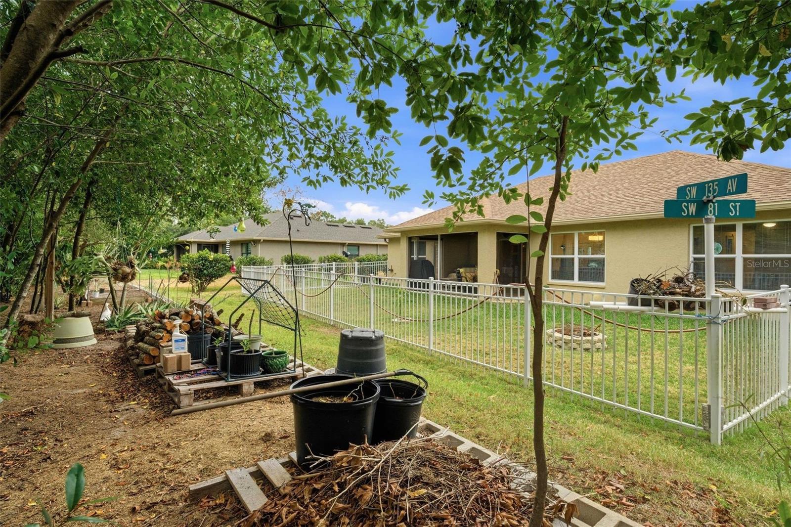 Image 40 of 43 For 3125 Canterbury Lake Drive