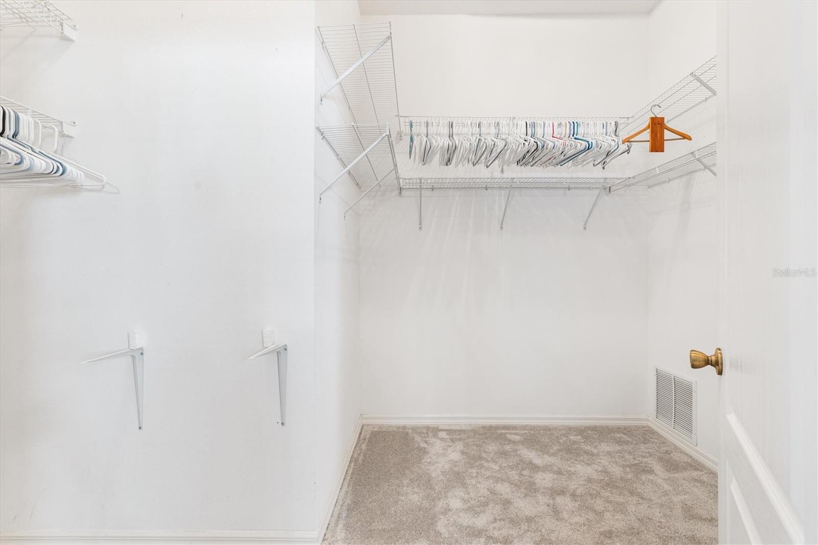 Image 18 of 26 For 9115 170th Fontaine Street