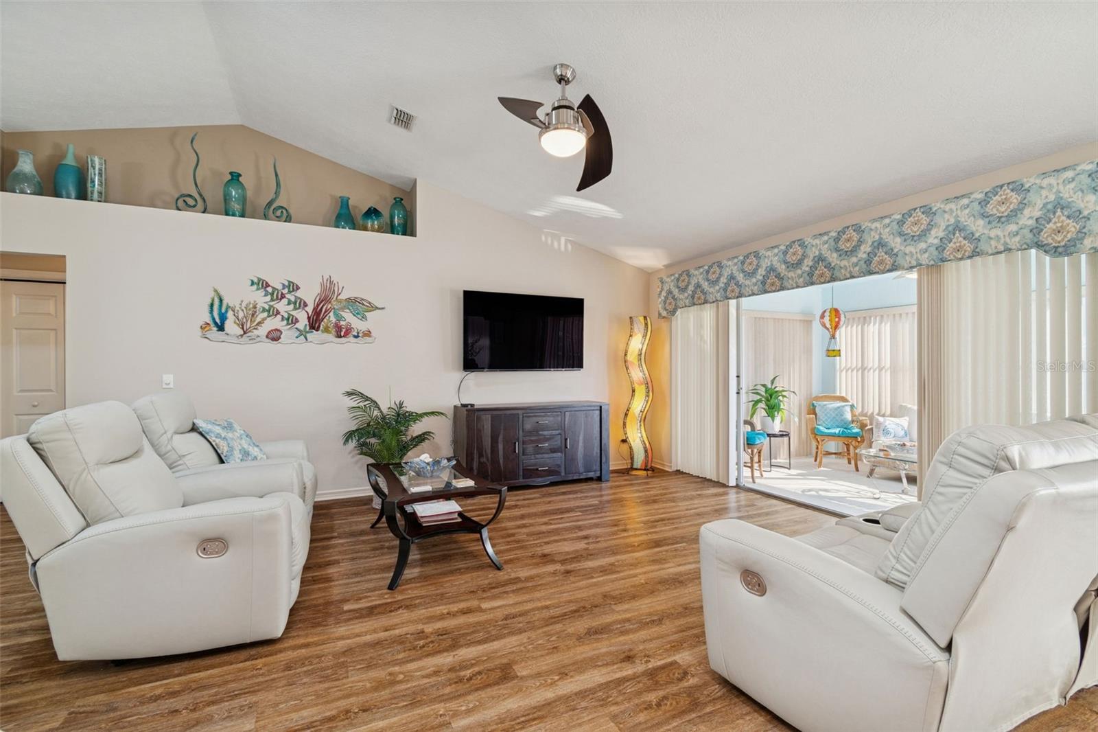 Image 6 of 38 For 3658 Arbor Lakes Drive