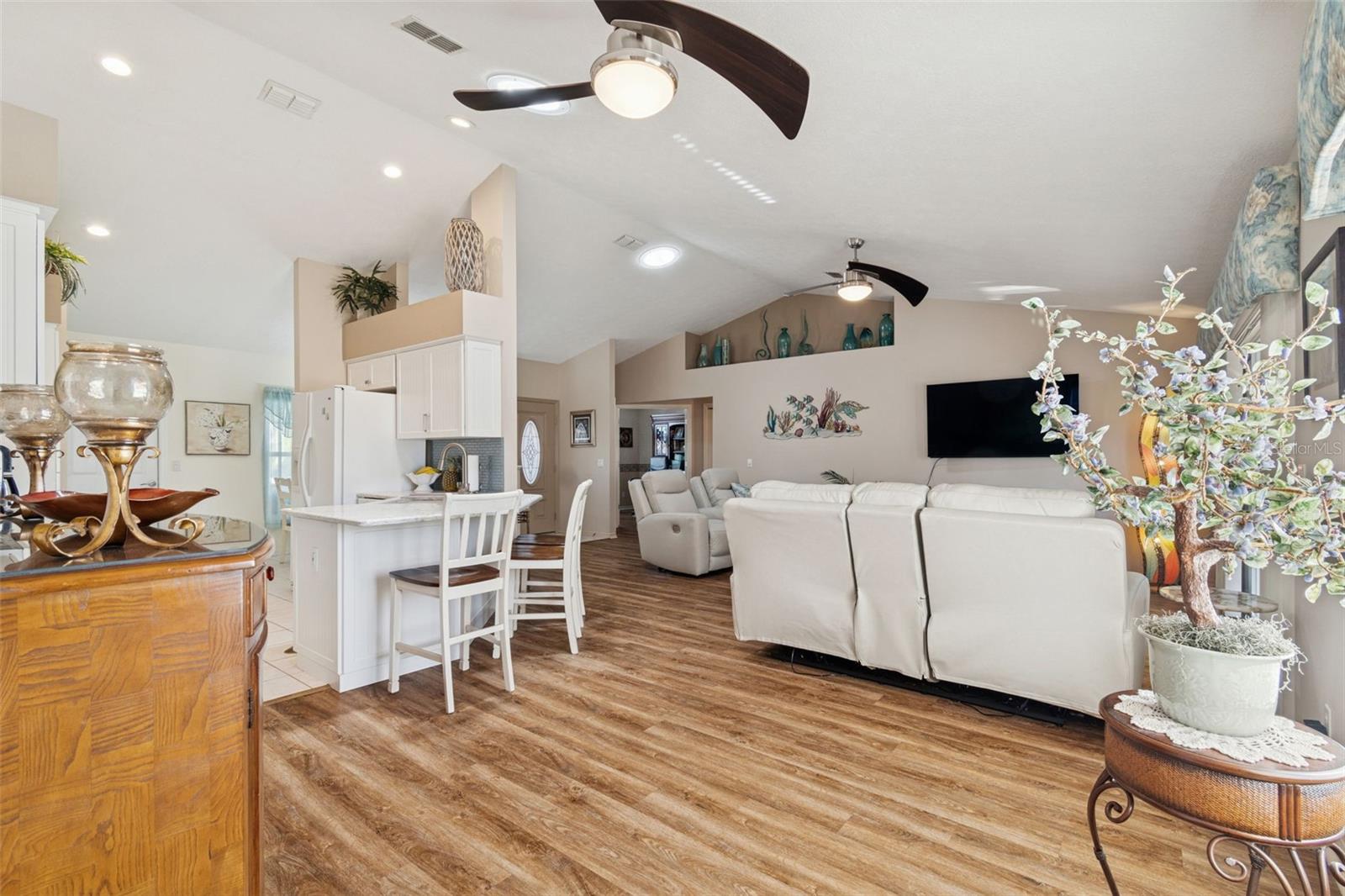 Image 7 of 38 For 3658 Arbor Lakes Drive