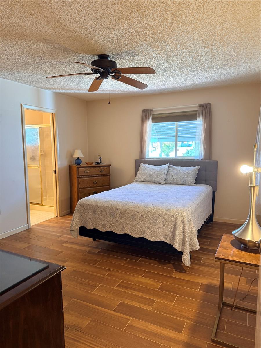 Image 7 of 9 For 1 Durness Court 1