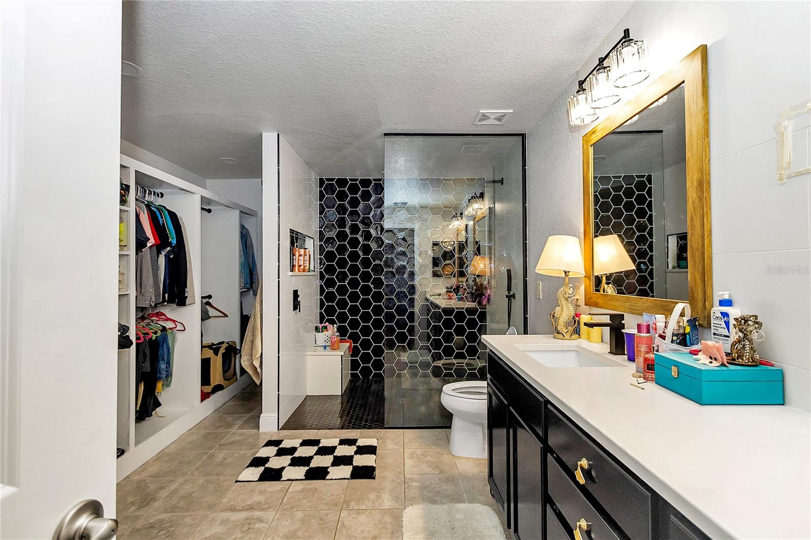 Image 25 of 33 For 25 45th Loop