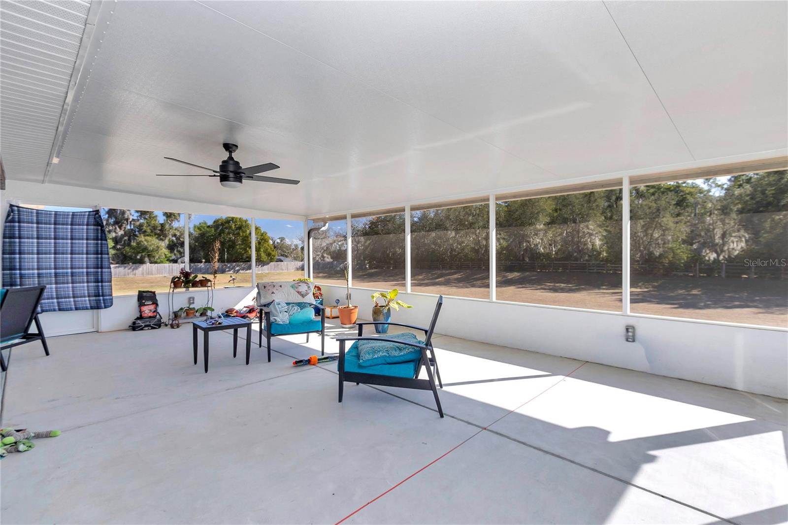 Image 29 of 33 For 25 45th Loop