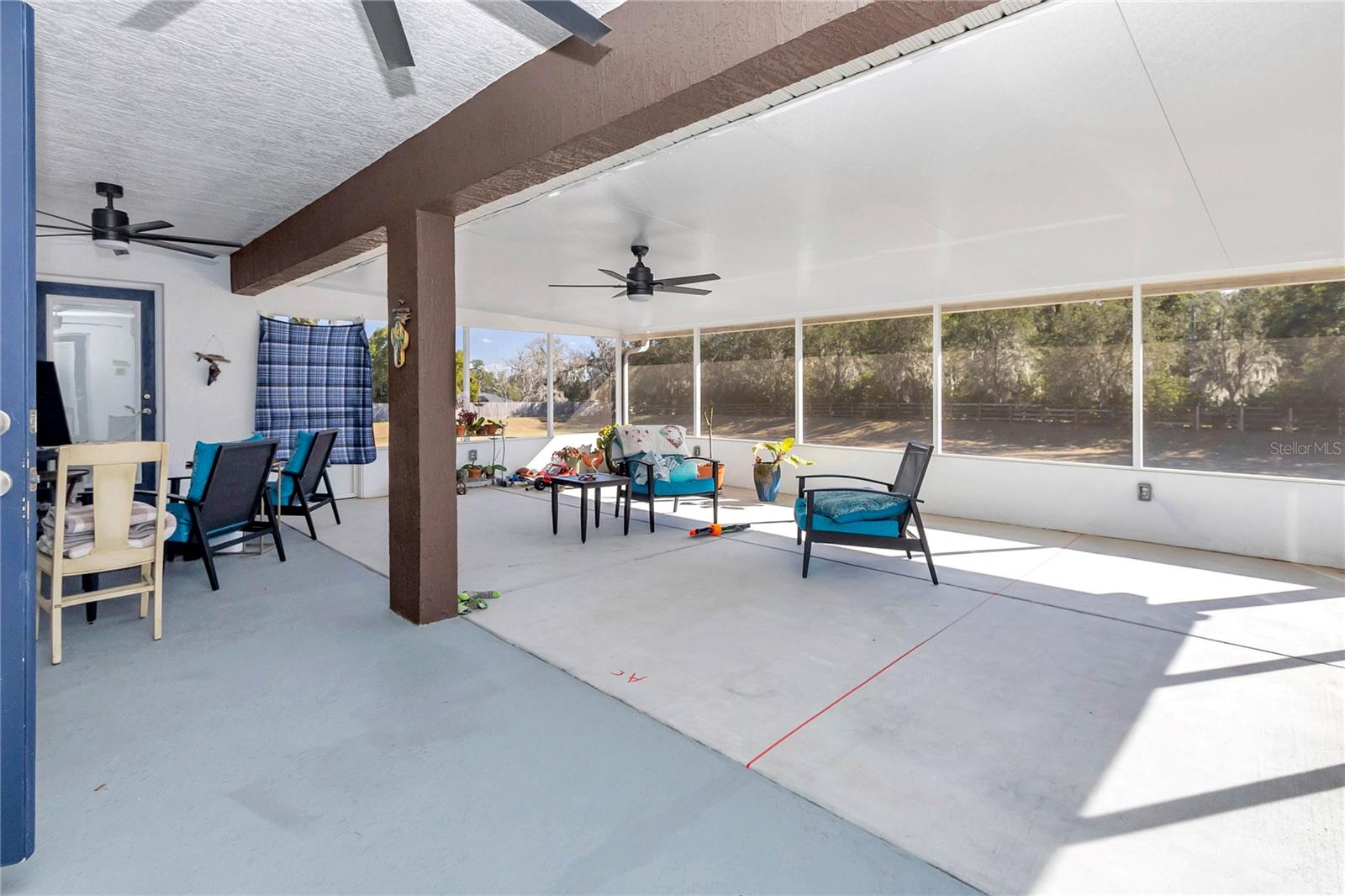 Image 30 of 33 For 25 45th Loop