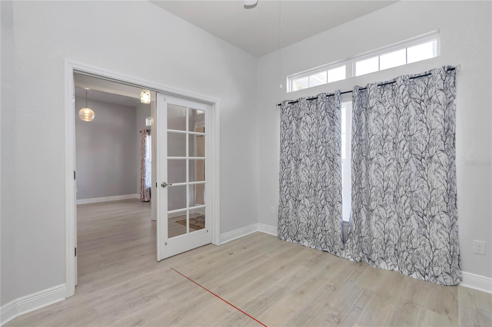 Image 9 of 33 For 25 45th Loop