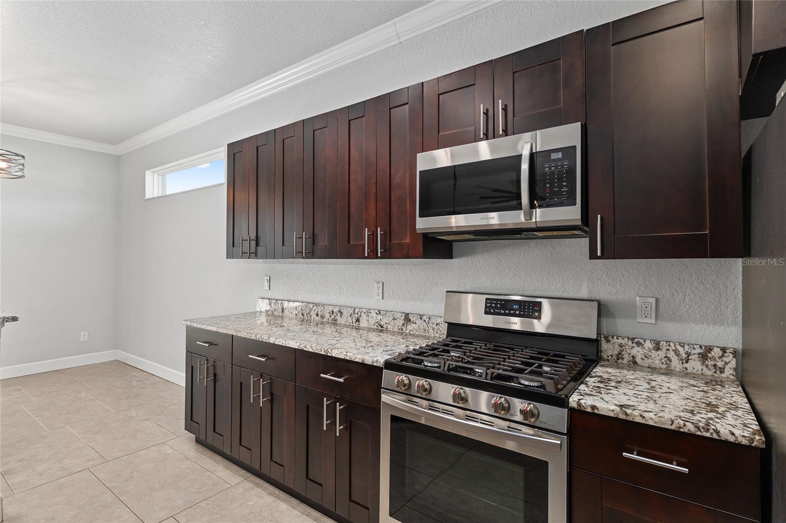 Image 19 of 24 For 4765 25th Loop