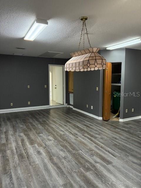 Image 16 of 69 For 20929 Audubon Avenue