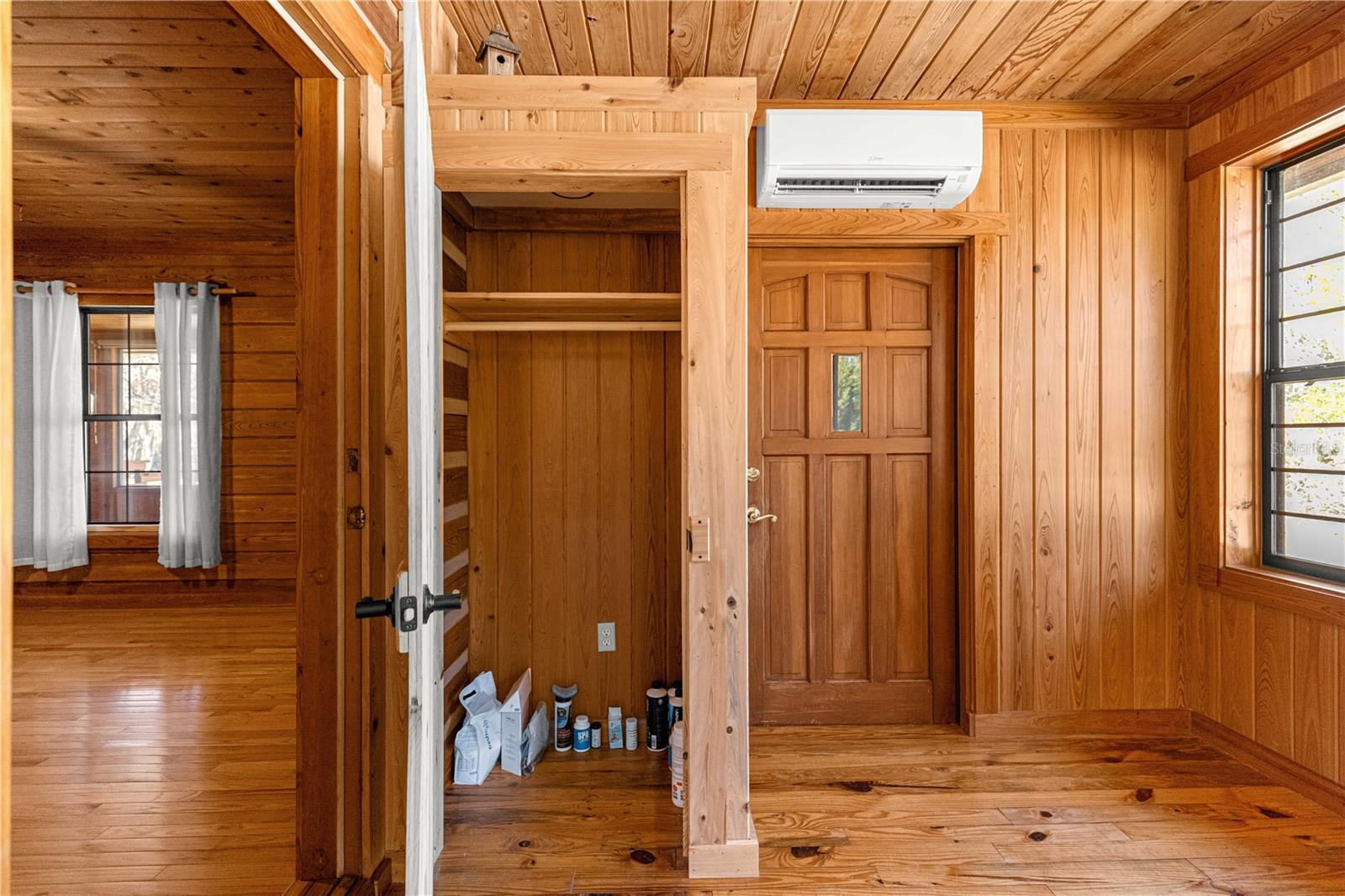 Image 18 of 83 For 9145 193 Street