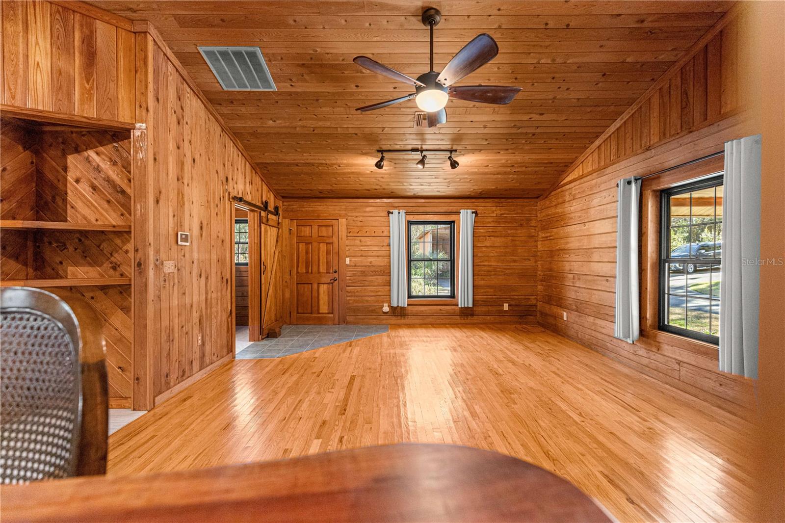 Image 19 of 83 For 9145 193 Street