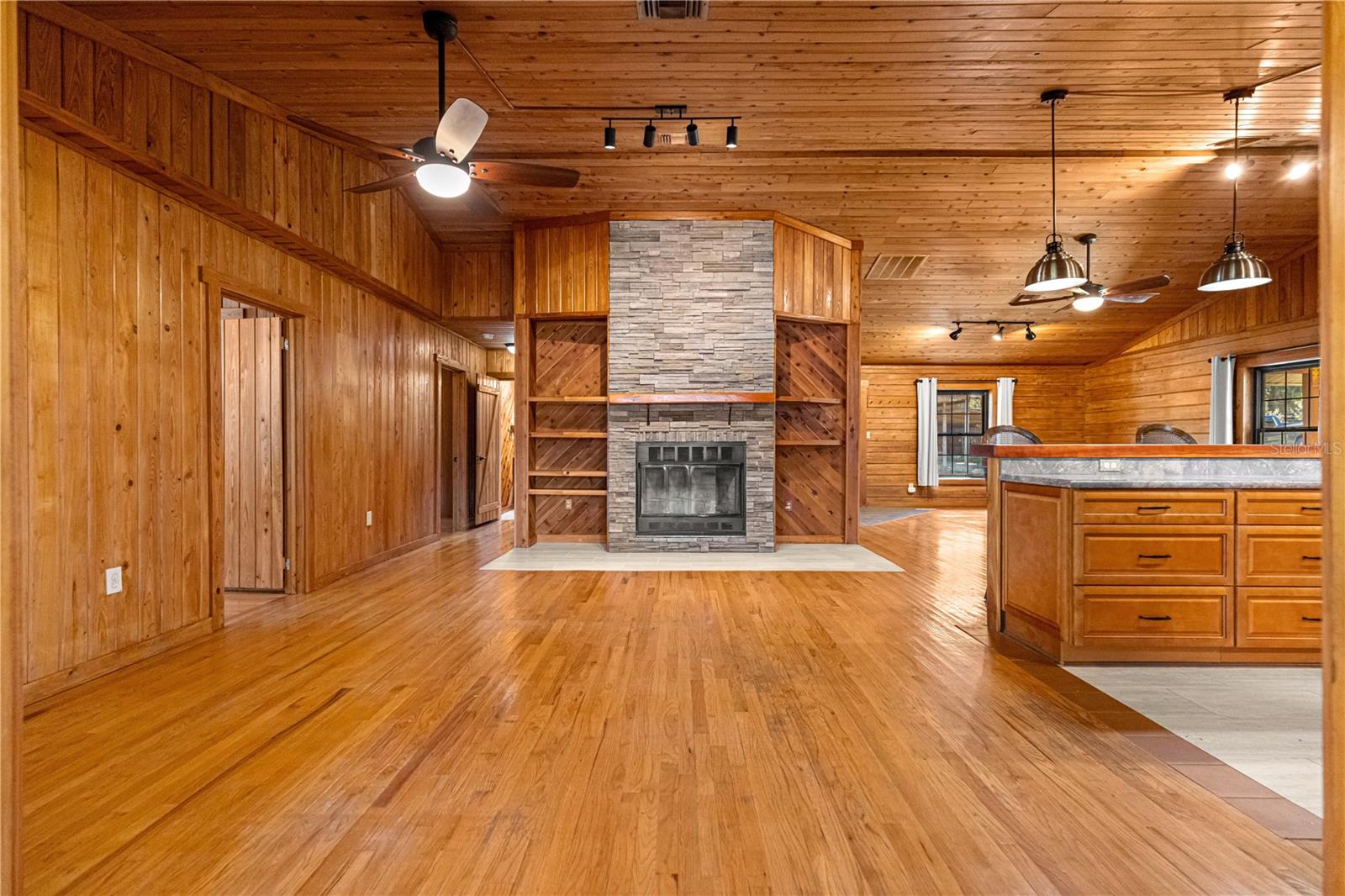 Image 29 of 83 For 9145 193 Street