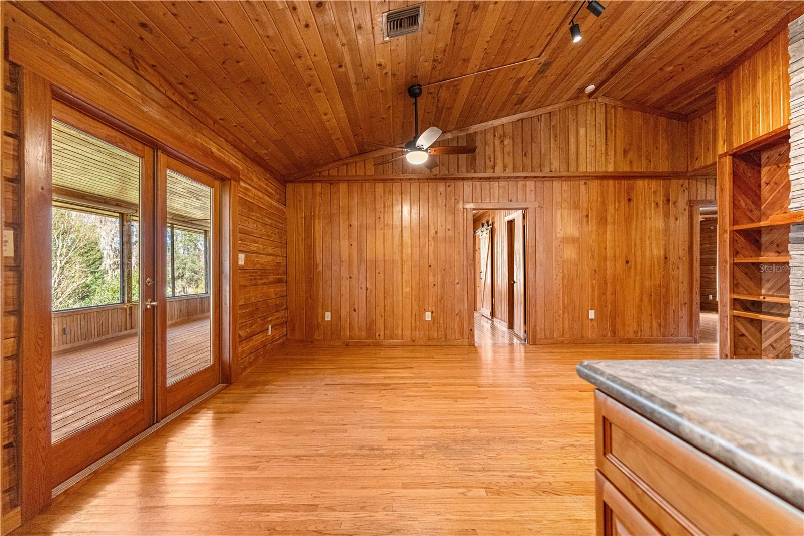 Image 30 of 83 For 9145 193 Street