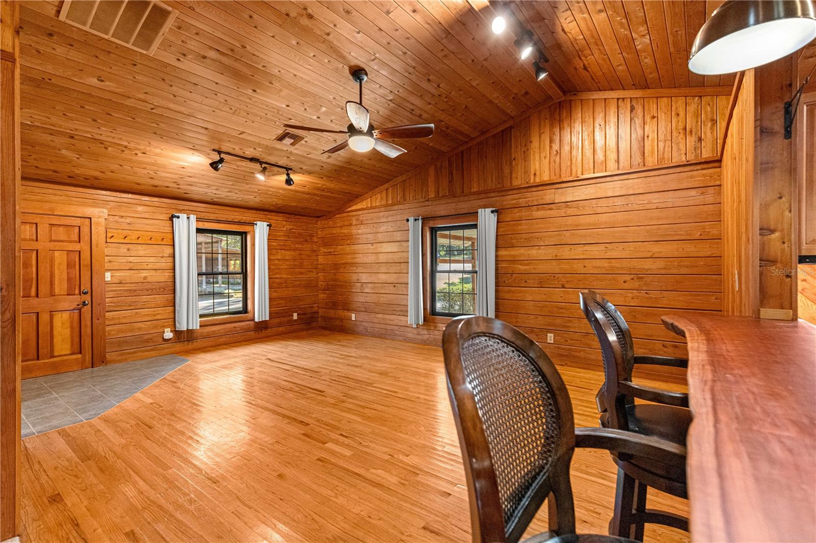 Image 32 of 83 For 9145 193 Street